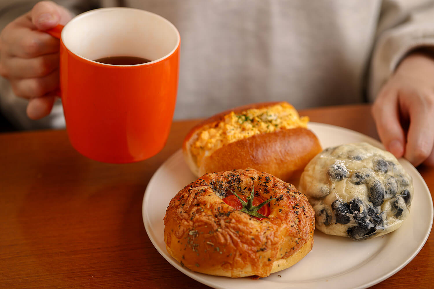 パンと紅茶